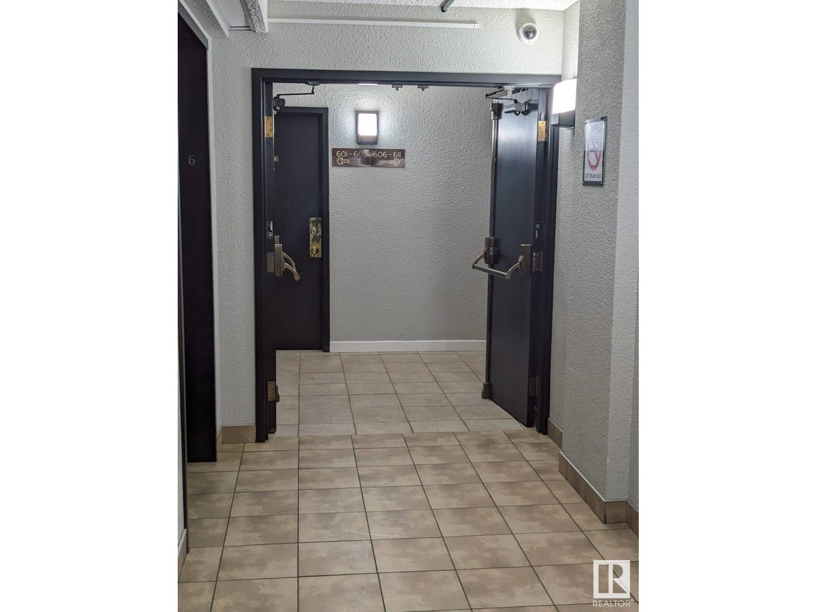 Edmonton, AB T5C0A4,#611 12811 66 ST NW NW
