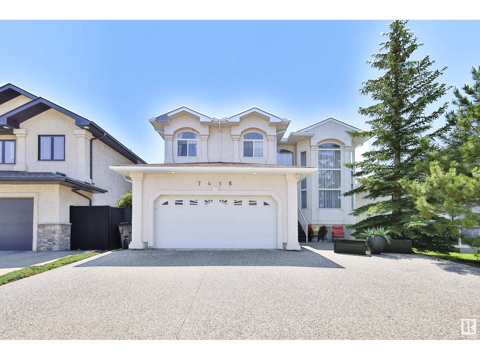 7415 169 AV NW, Edmonton, AB T5Z0A3