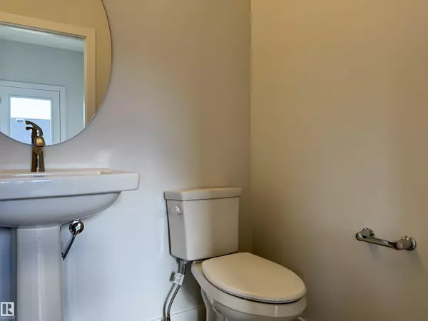 Edmonton, AB T5E6Z9,3317 ROY BROWN WY NW