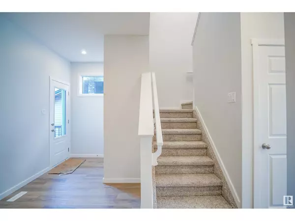 Edmonton, AB T5Z0L8,18130 73A ST NW