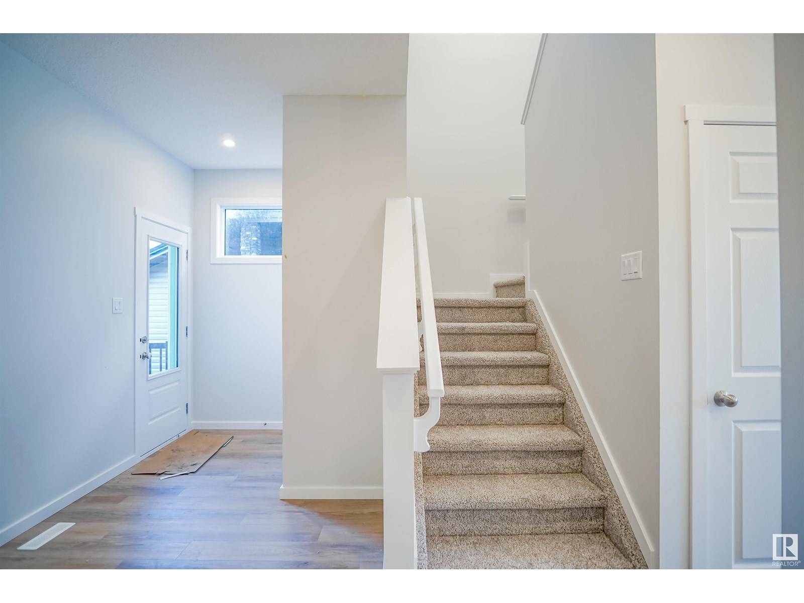 Edmonton, AB T5Z0L8,18138 73A ST NW