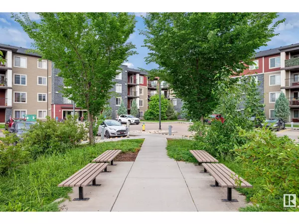 Edmonton, AB T6W3L5,#416 5370 Chappelle RD SW