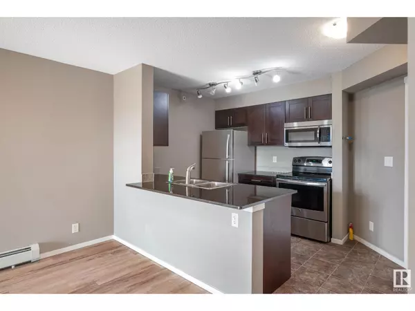 Edmonton, AB T6W3L5,#416 5370 Chappelle RD SW