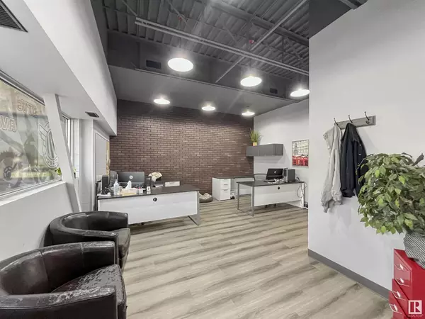 Edmonton, AB T5L4S9,14601-14625 134 AV NW NW