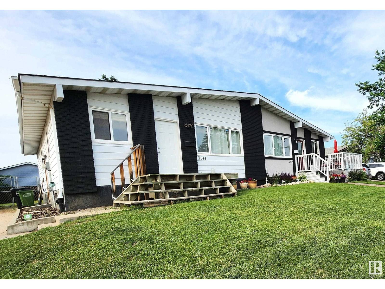 3014 132 AV NW, Edmonton, AB T5A2Z1