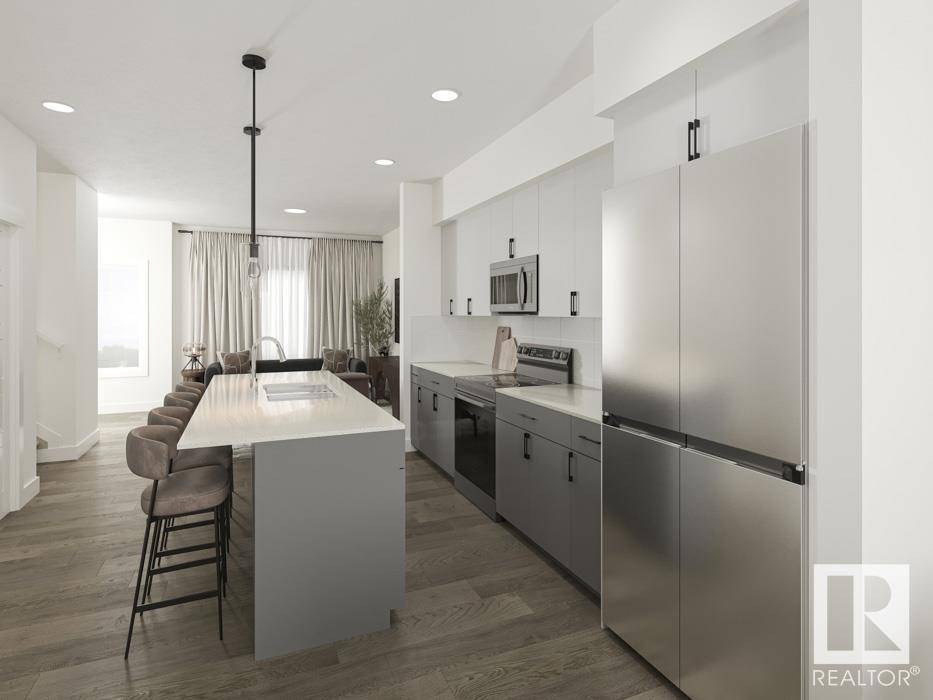 Edmonton, AB T6M3E3,20612 42 AV NW