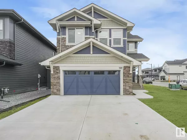 Edmonton, AB T6W5C1,1581 HOWES PL SW