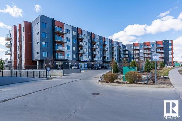 Edmonton, AB T6W2J3,#102 1316 WINDERMERE WY SW