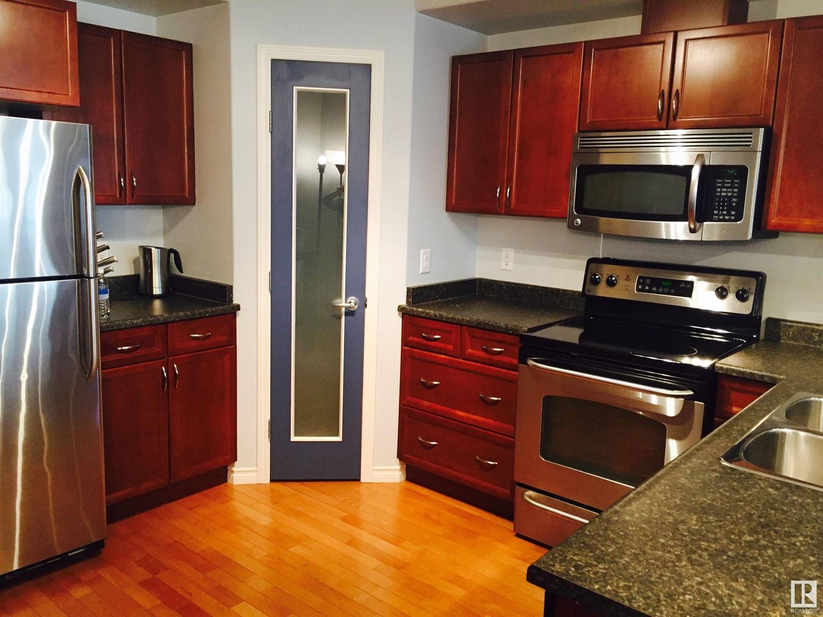 Edmonton, AB T5K0B7,#604 9707 106 ST NW