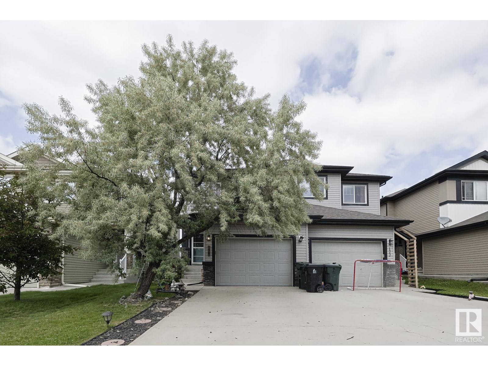 120 SPRINGWOOD WY, Spruce Grove, AB T7X0S7