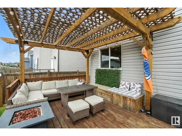 Edmonton, AB T5Y0V1,1194 MCCONACHIE BV NW NW