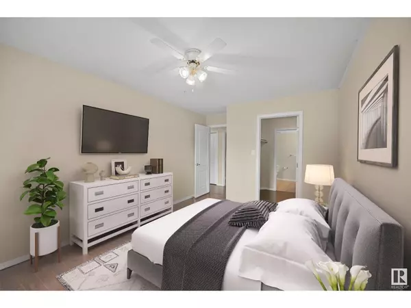 Edmonton, AB T5A5H2,#131 592 HOOKE RD NW