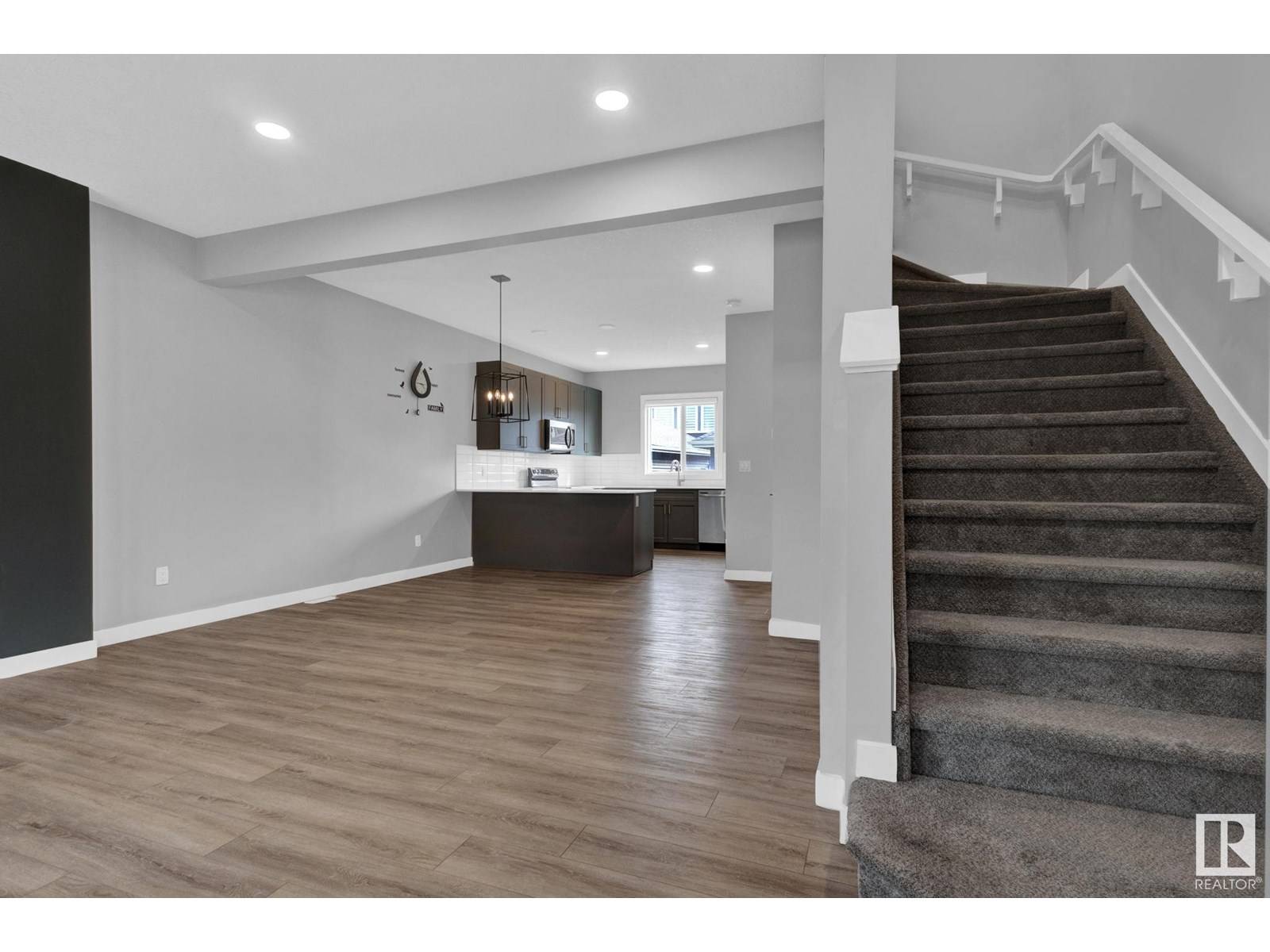 Edmonton, AB T6W4N9,592 Glenridding Ravine DR SW