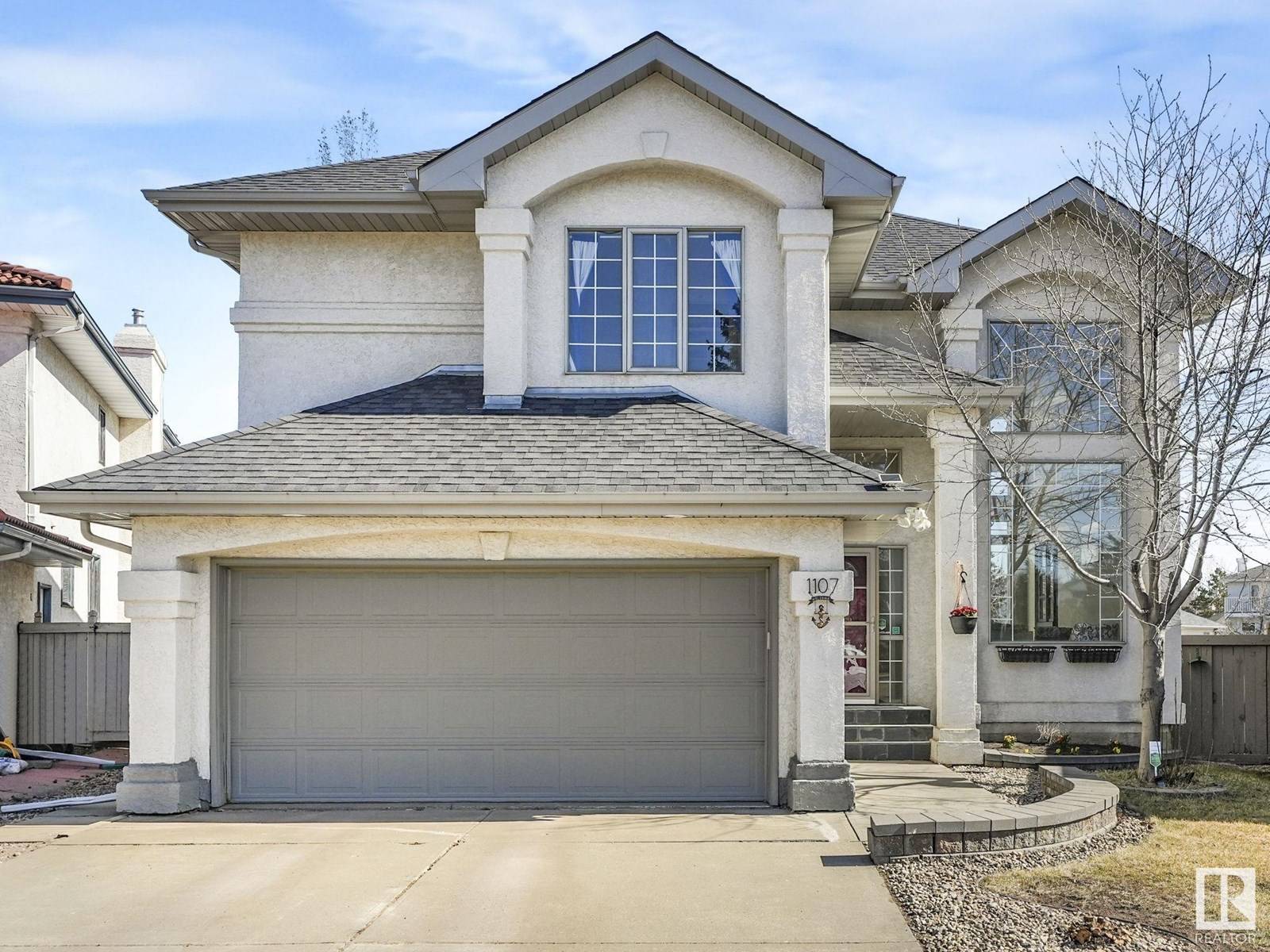 Edmonton, AB T6J6X5,1107 116 ST NW
