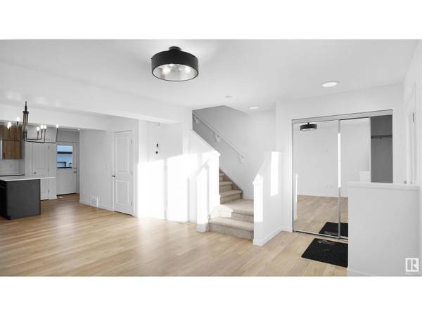 Fort Saskatchewan, AB T8L0Z6,164 Ficus WY