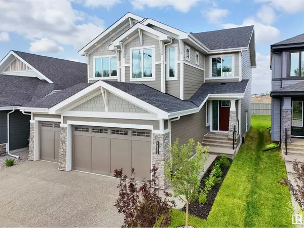 4685 Chegwin WD SW, Edmonton, AB T6W4A7