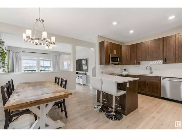 St. Albert, AB T8N7V5,66 JOYAL WY