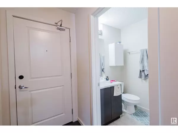 Edmonton, AB T6W2P2,#108 340 WINDERMERE RD NW