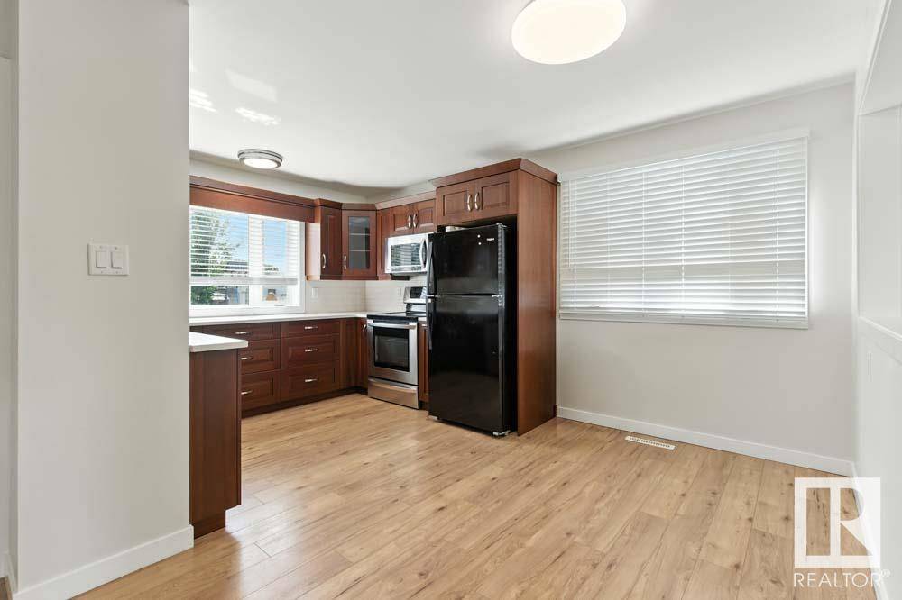 Edmonton, AB T5C2G8,8023 134A AV NW