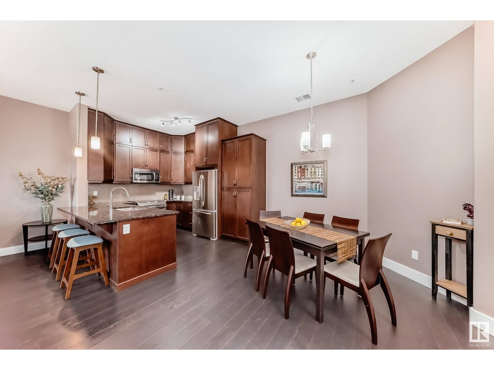 Edmonton, AB T6R0S4,#434 6079 MAYNARD WY NW