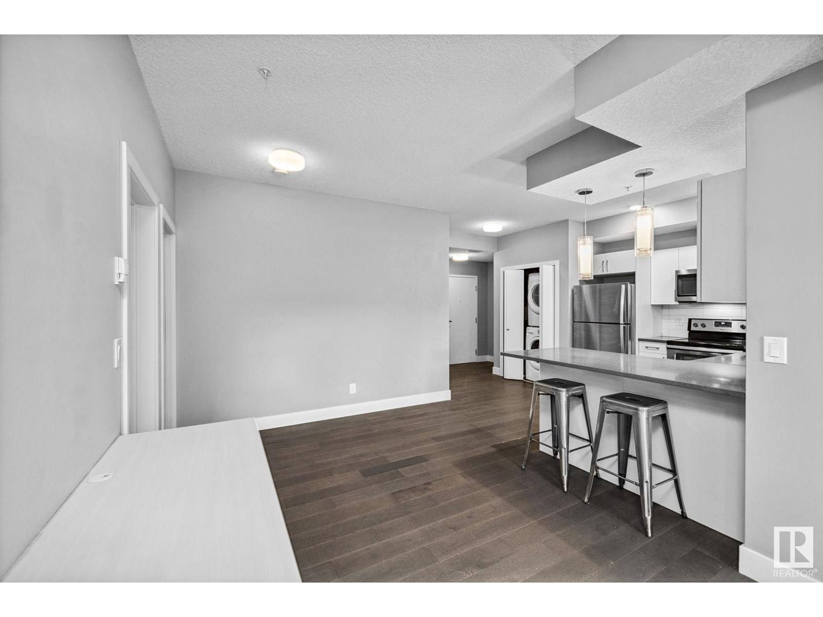 Edmonton, AB T6E2C2,#203 10006 83 Ave NW