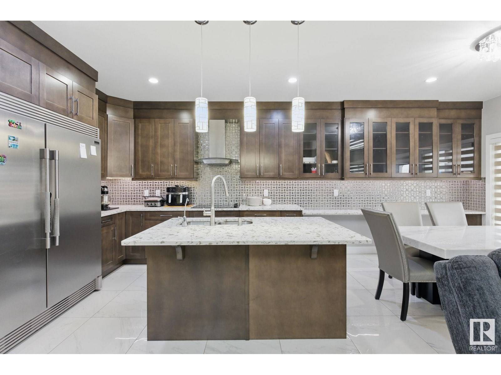 Edmonton, AB T6T2K7,1412 25 ST NW