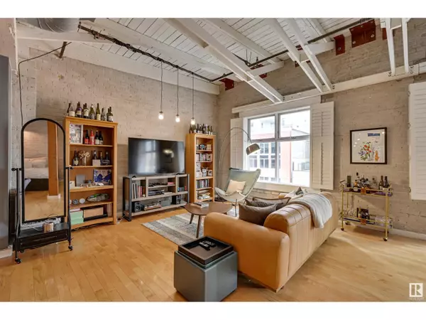 Edmonton, AB T5J1A5,#504 10169 104 ST NW