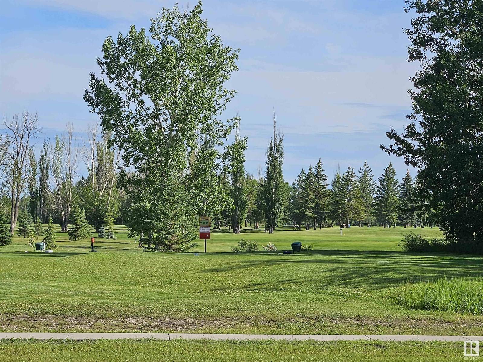Redwater, AB T0A2W0,4928 54 AV