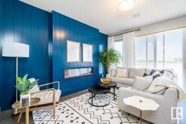 Edmonton, AB T5Y4B7,18166 73A ST NW