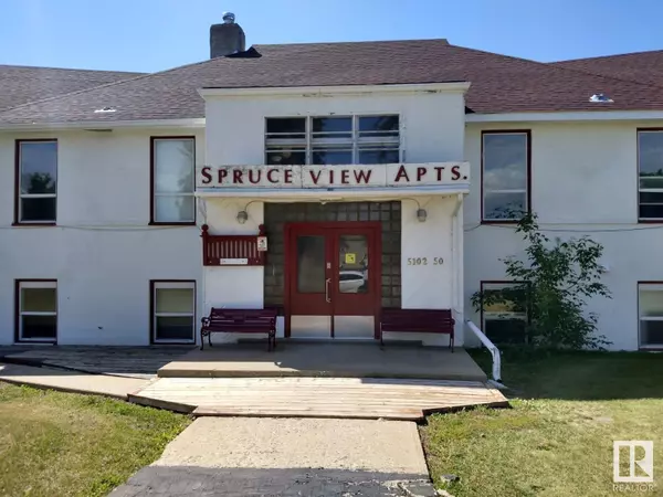 5102 50 AV, Sedgewick, AB T0B4C0