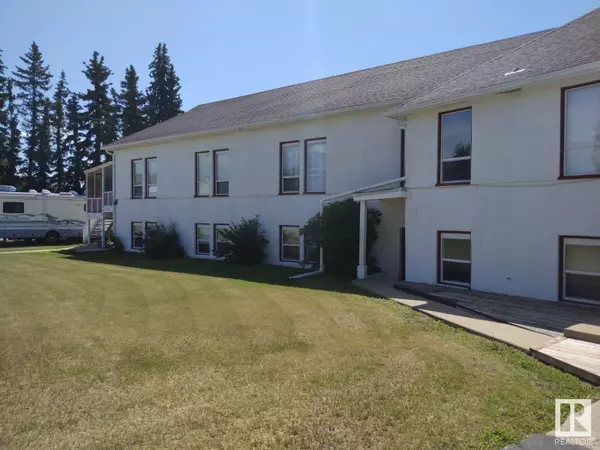 Sedgewick, AB T0B4C0,5102 50 AV
