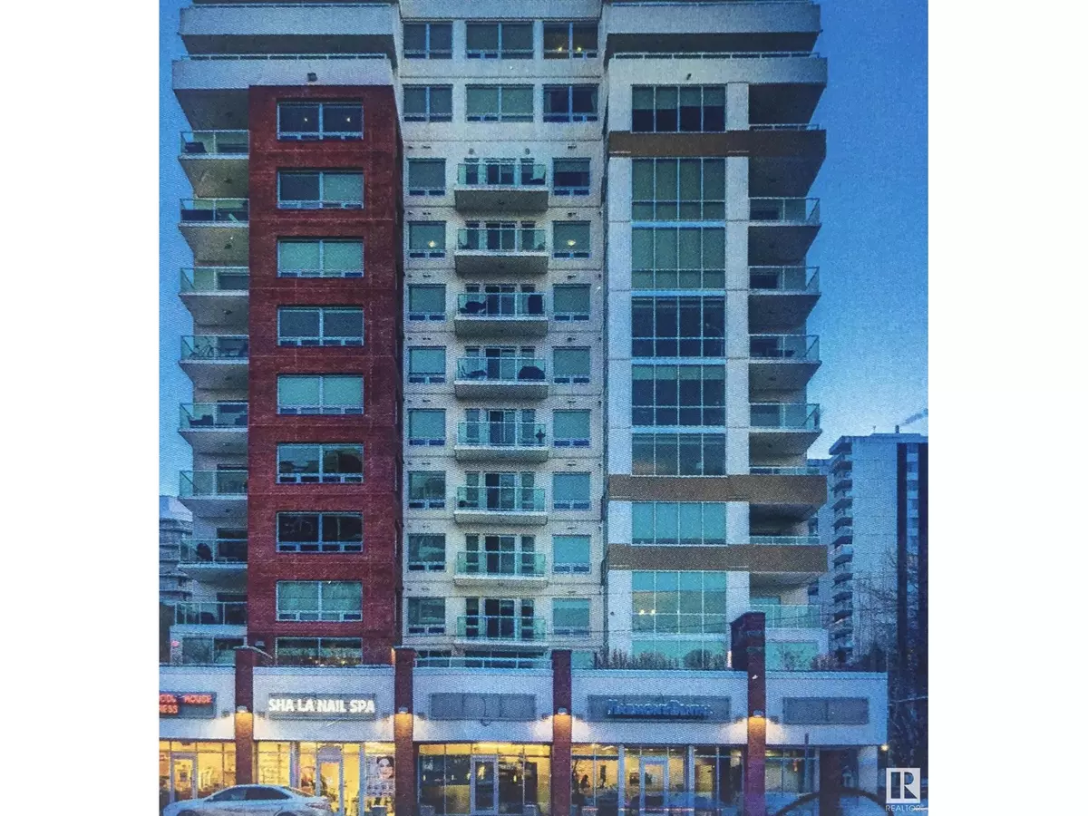 Edmonton, AB T5K0C1,#1204 10055 118 ST NW NW