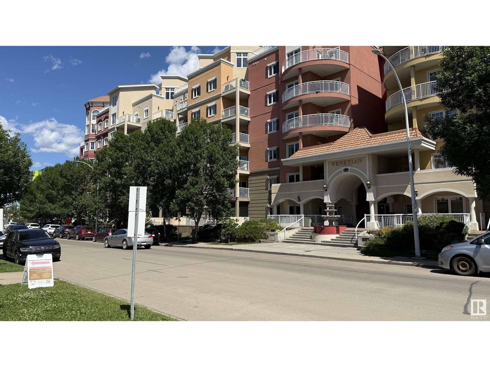 10333 112 ST NW, Edmonton, AB T5K0B4