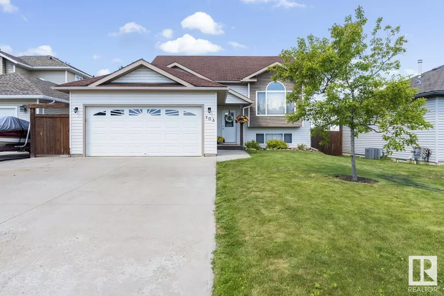 703 SPARROW CL, Cold Lake, AB T9M2B7