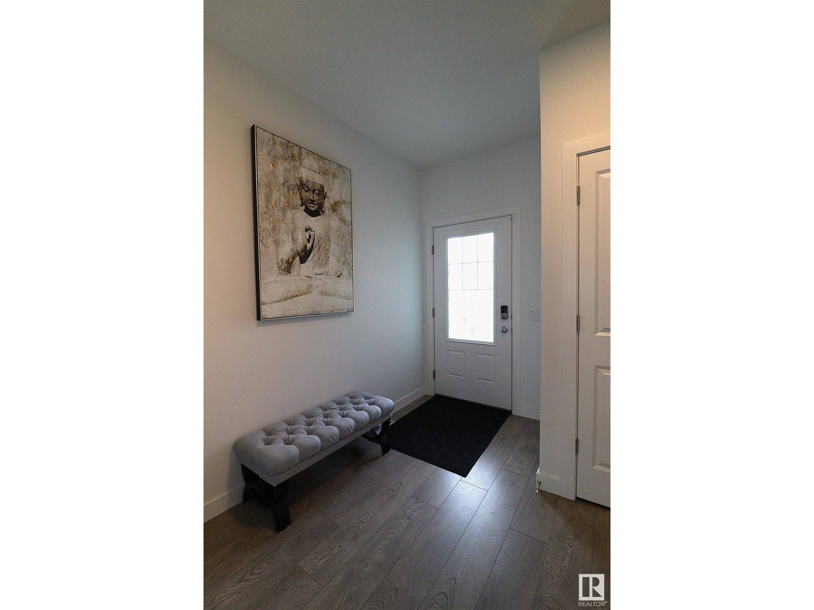 Edmonton, AB T6W4B2,2888 Coughlan Green SW SW