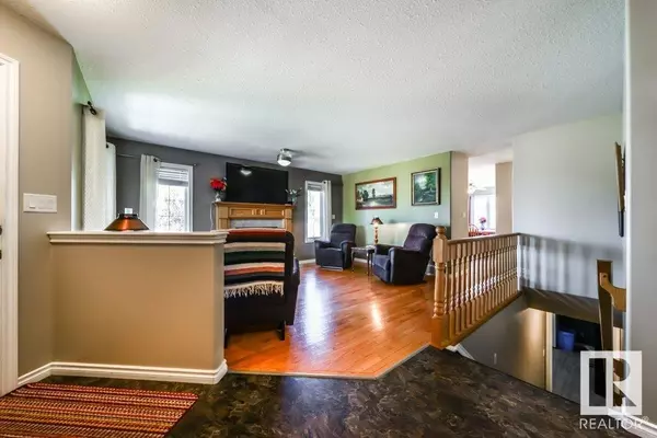 Leduc, AB T9E8K3,14 WOODS CO