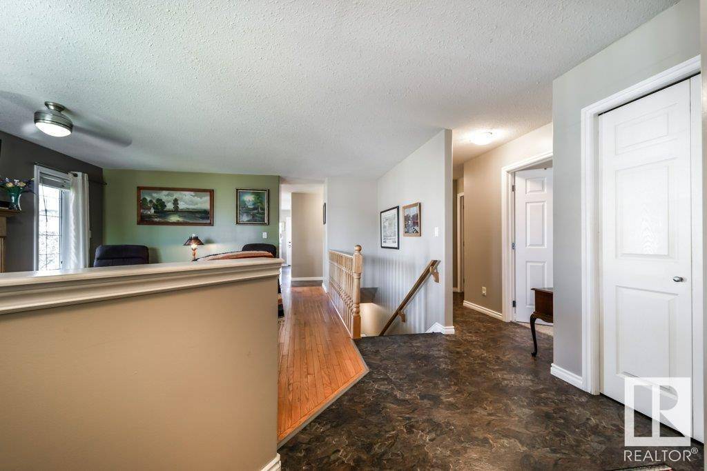 Leduc, AB T9E8K3,14 WOODS CO