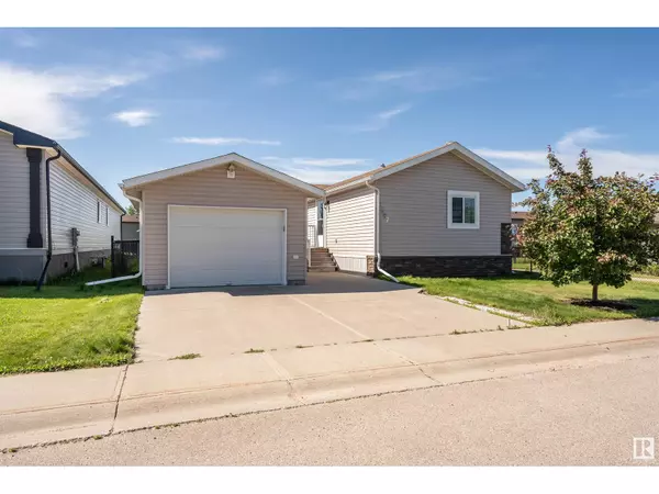 4607 Labrador RD, Cold Lake, AB T9M0C6