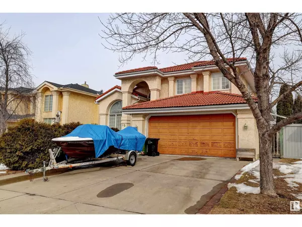 15 CORMACK CR NW, Edmonton, AB T6R2E7