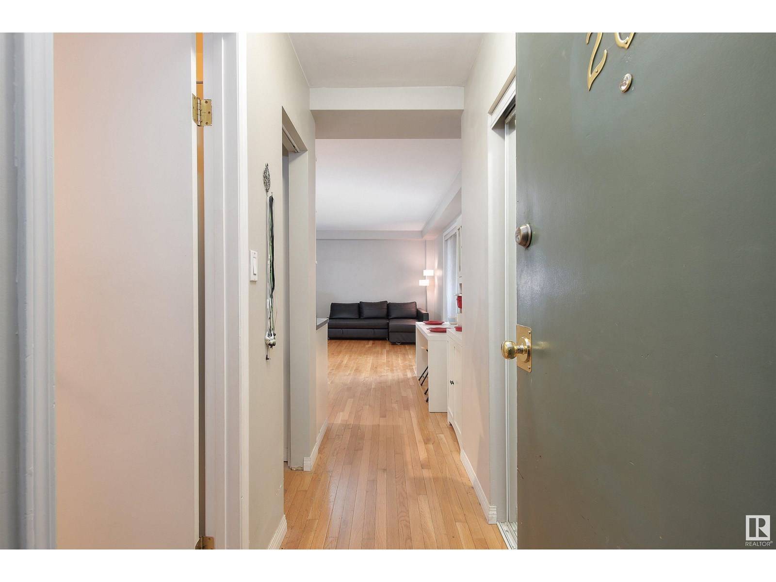 Edmonton, AB T5K0K7,#202 11025 JASPER AV NW