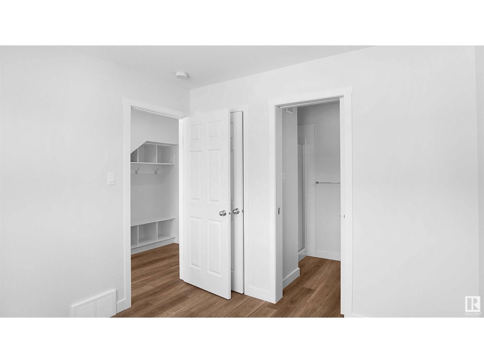 Edmonton, AB T5S0T7,13137 214 ST NW