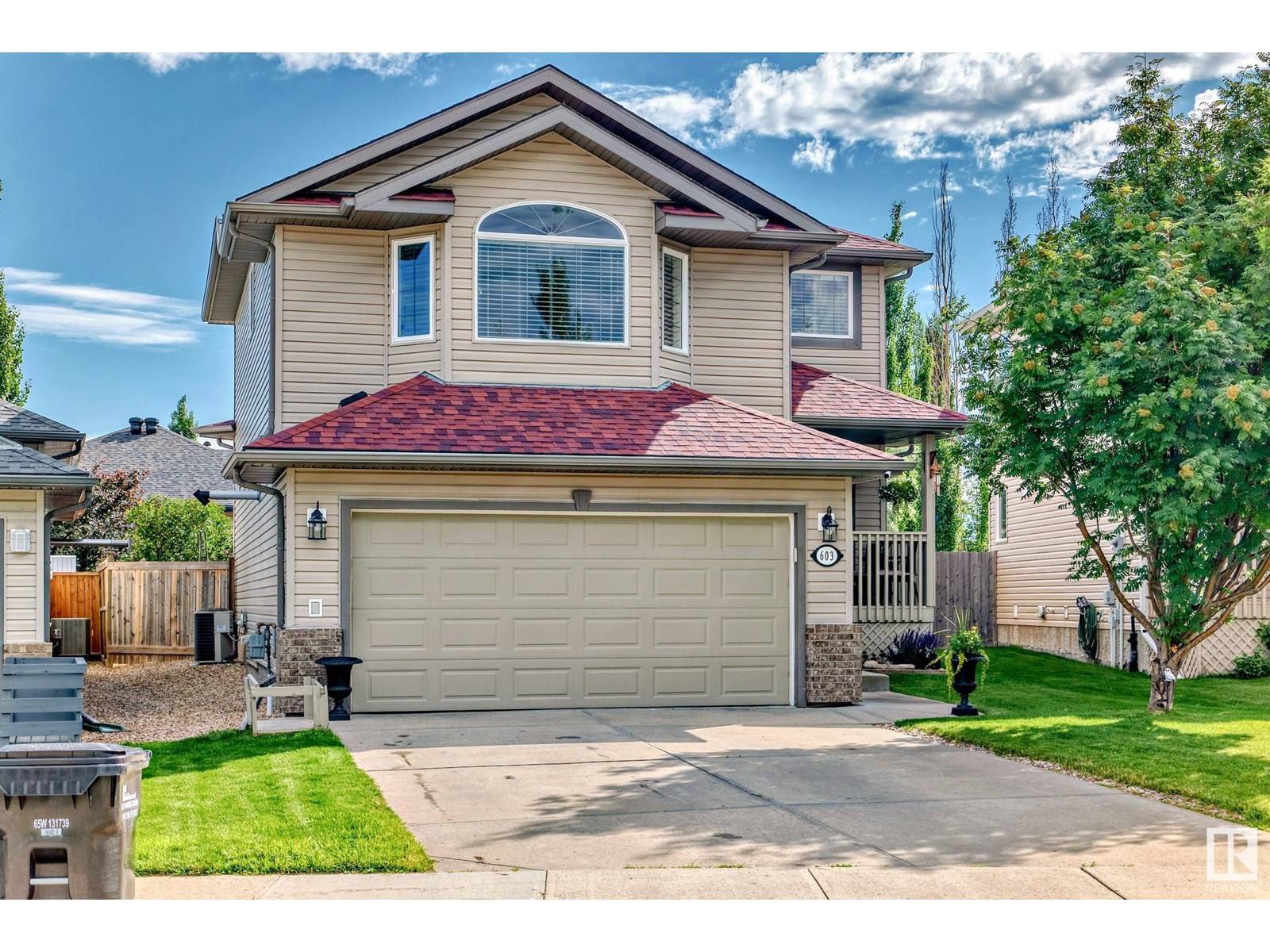Sherwood Park, AB T8A3C2,603 FOXTAIL LN