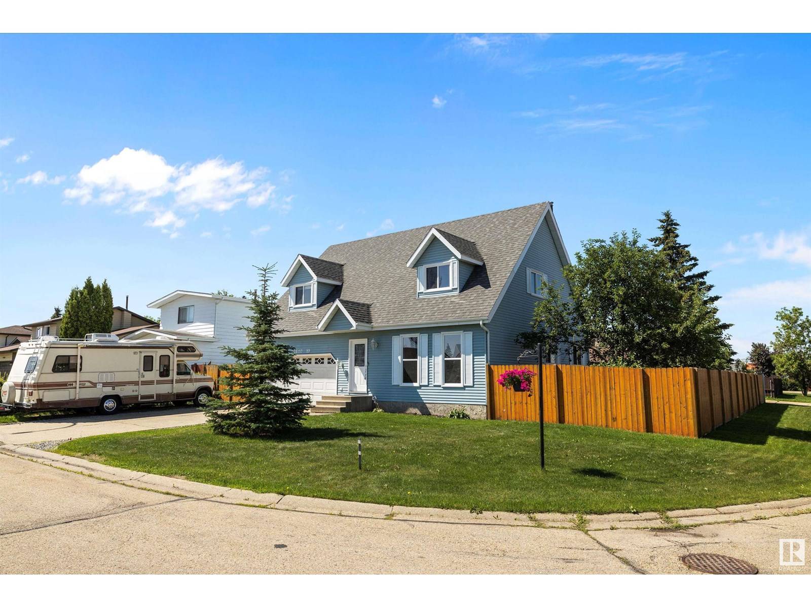 Morinville, AB T8R1C7,10610 89 ST