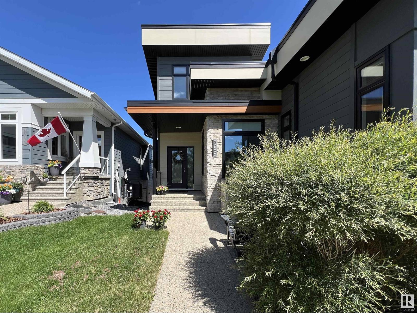 Edmonton, AB T6R0V8,7232 MAY RD NW