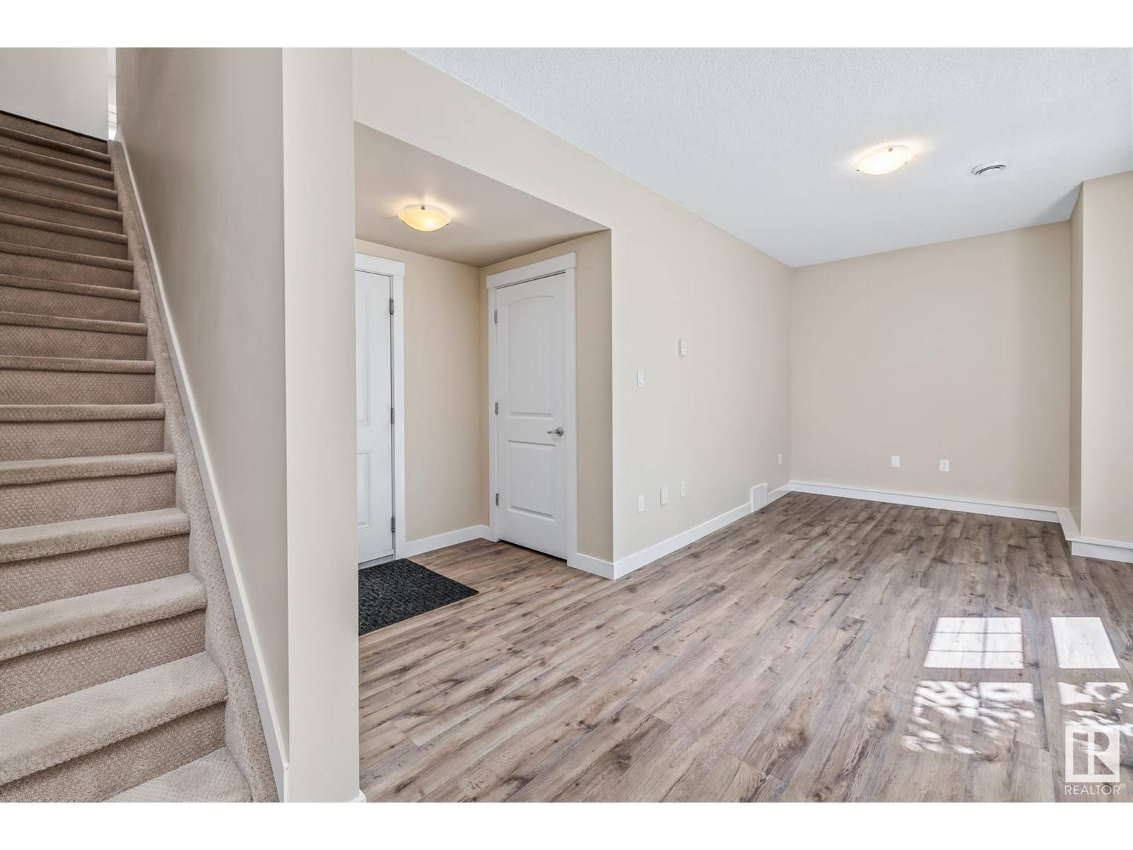 Edmonton, AB T5J0J2,#44 8315 180 AV NW