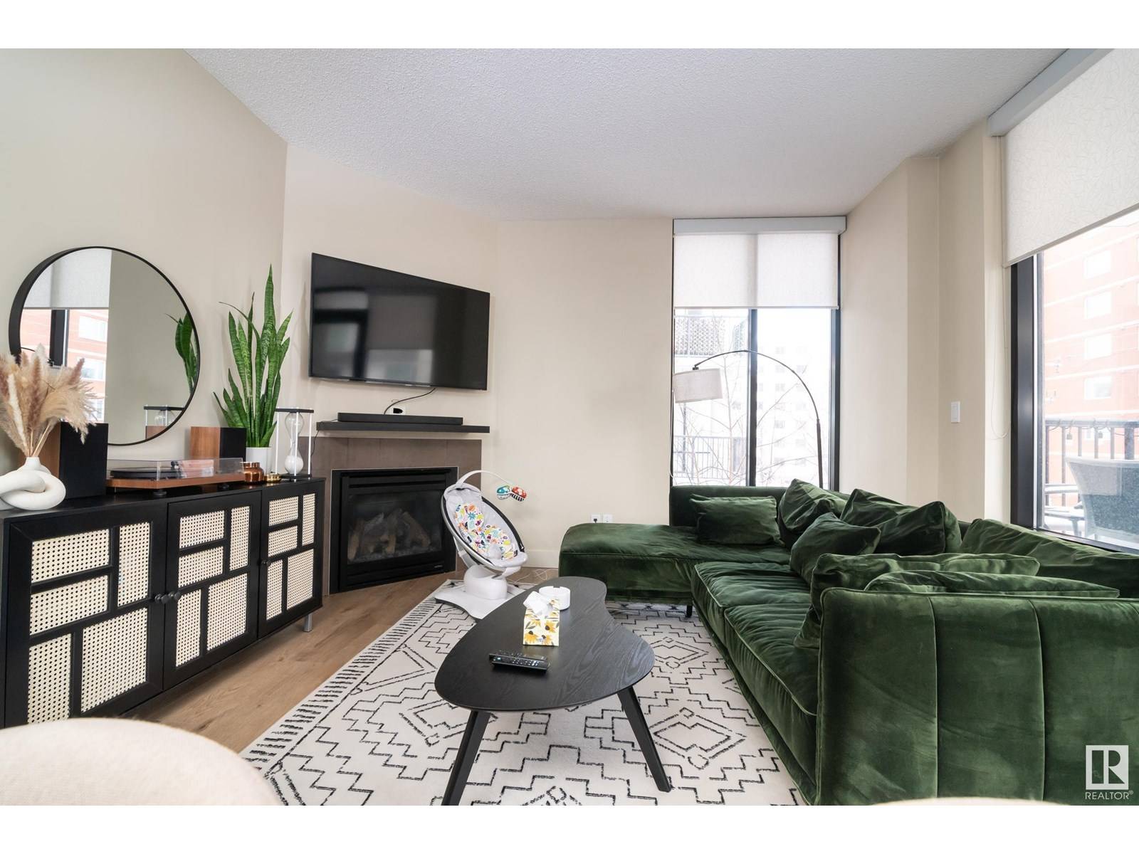 Edmonton, AB T5K0P1,#304 11933 JASPER AV NW