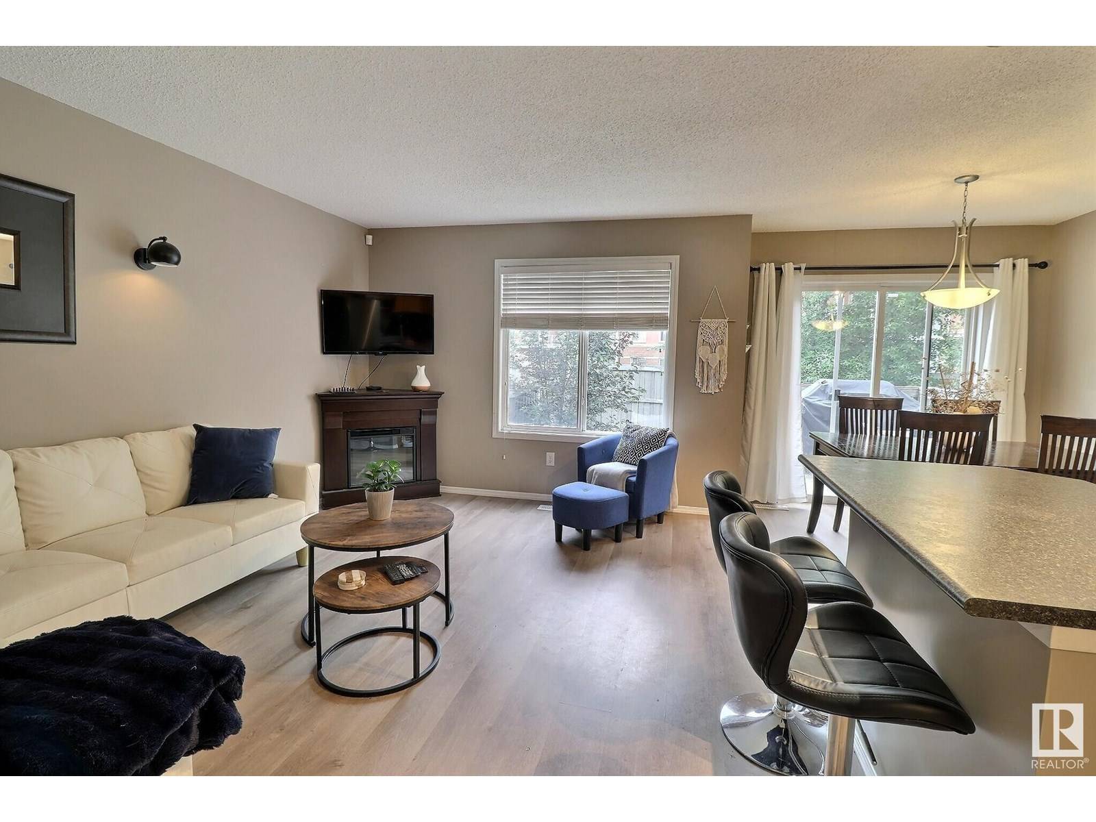 Edmonton, AB T6W1T4,#36 287 MACEWAN RD SW