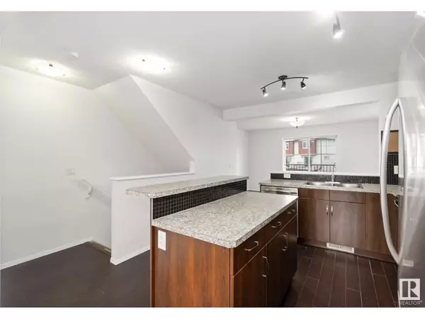 Edmonton, AB T6T0N3,#34 3751 12 Street NW