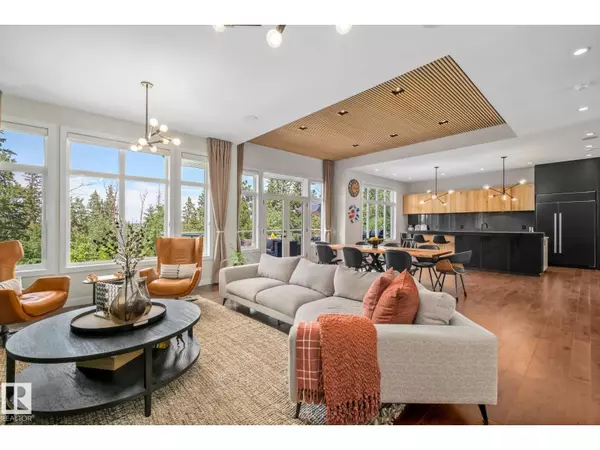 699 HOWATT DR SW, Edmonton, AB T6W3K3