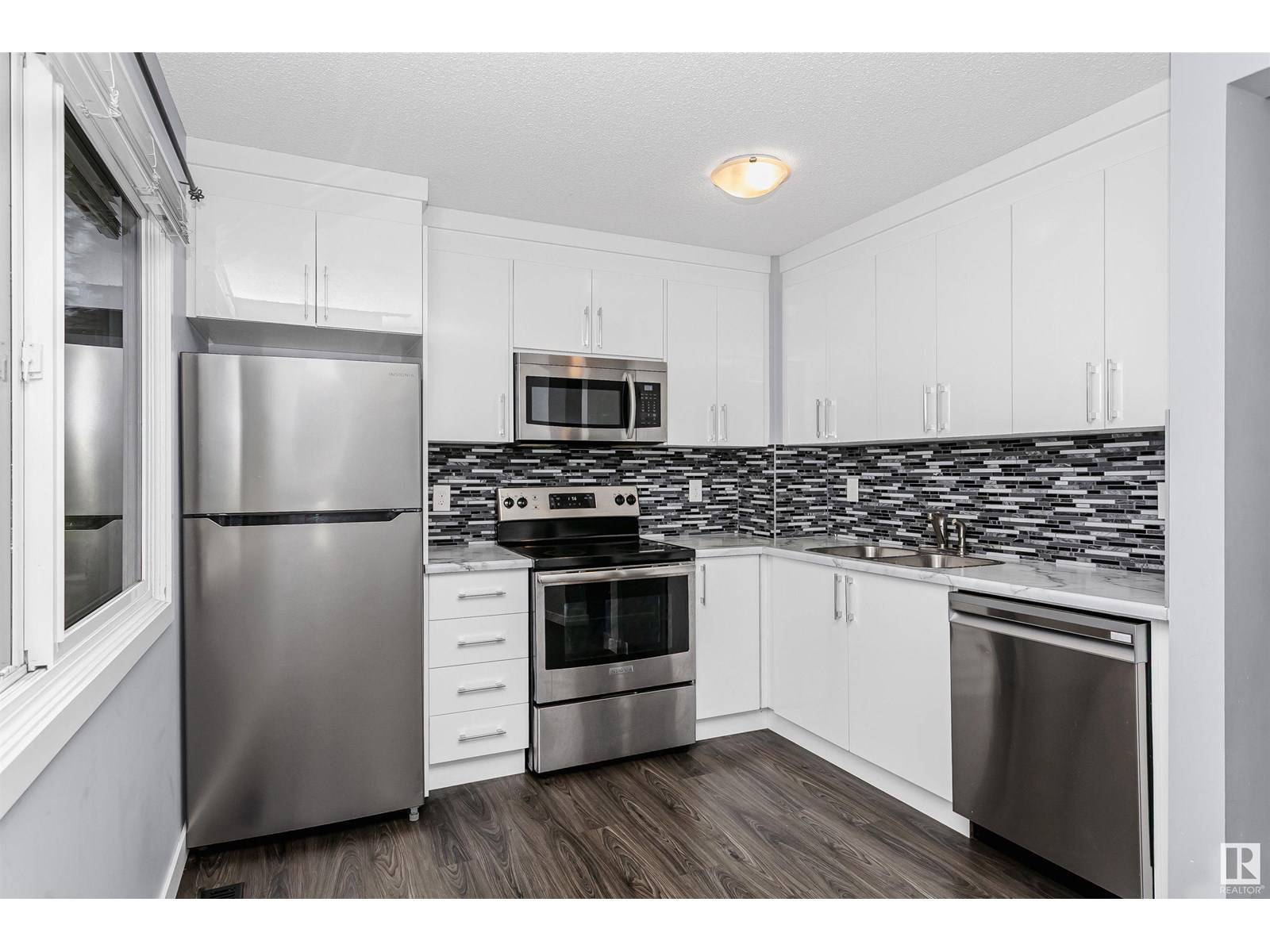 Edmonton, AB T5A4L5,14658 54 ST NW